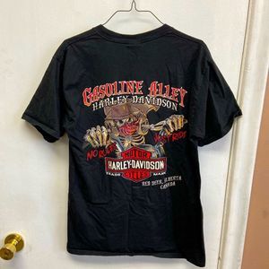 2018 Harley Davidson Gasoline Alley Red Deer Graphic T-Shirt size Medium